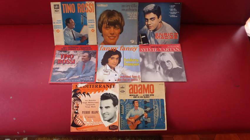 music - sega 45 tour of 1970 - 1 - Souvenirs  on Aster Vender