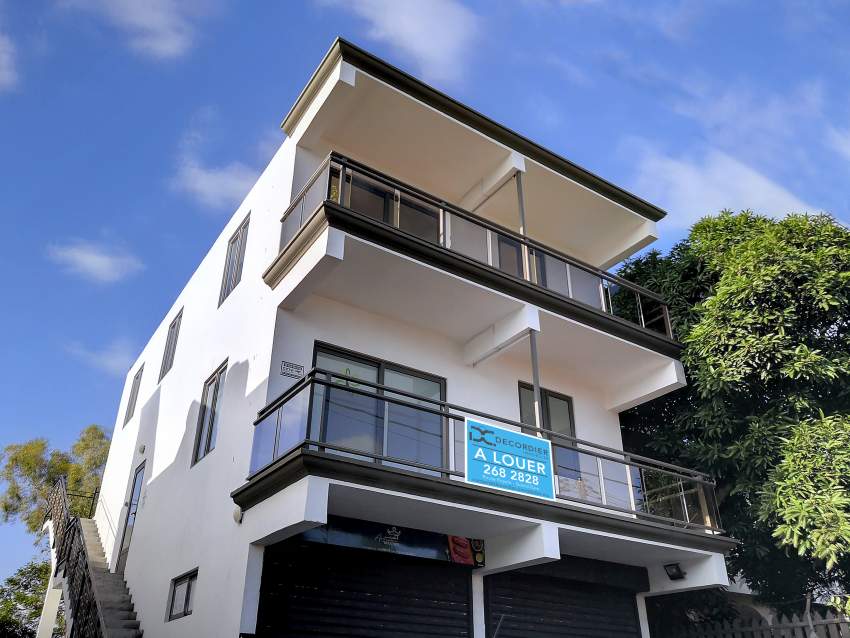 (Ref. MA7-707) Local commercial proche de toutes commodités. - 0 - Commercial Space  on Aster Vender