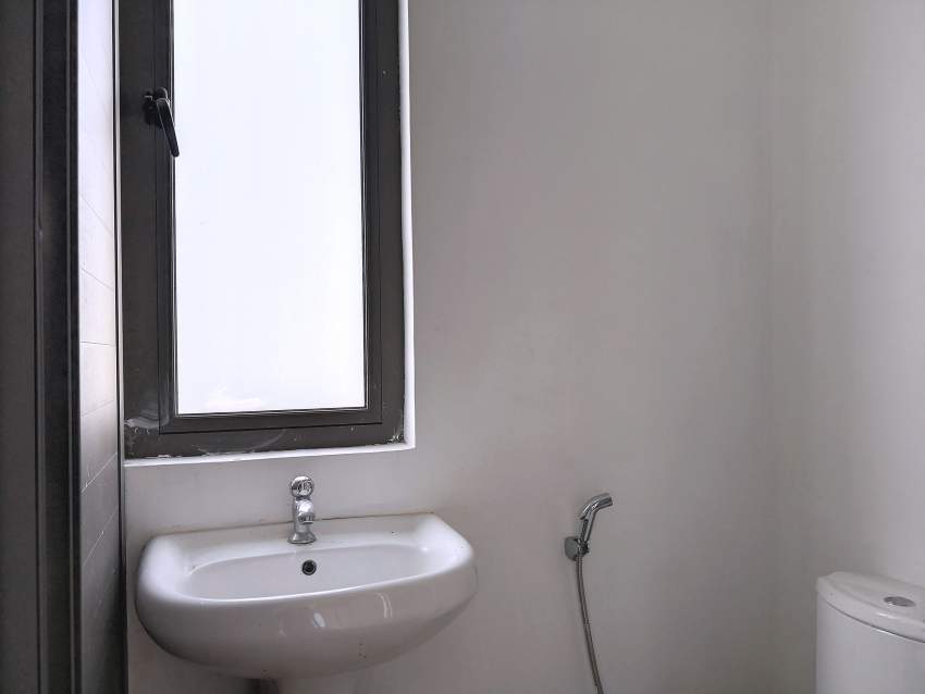 (Ref. MA7-707) Local commercial proche de toutes commodités. - 5 - Commercial Space  on Aster Vender