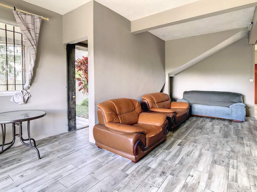 (Ref. MA7-711) Grande maison individuelle avec un beau jardin arboré - 3 - House  on Aster Vender