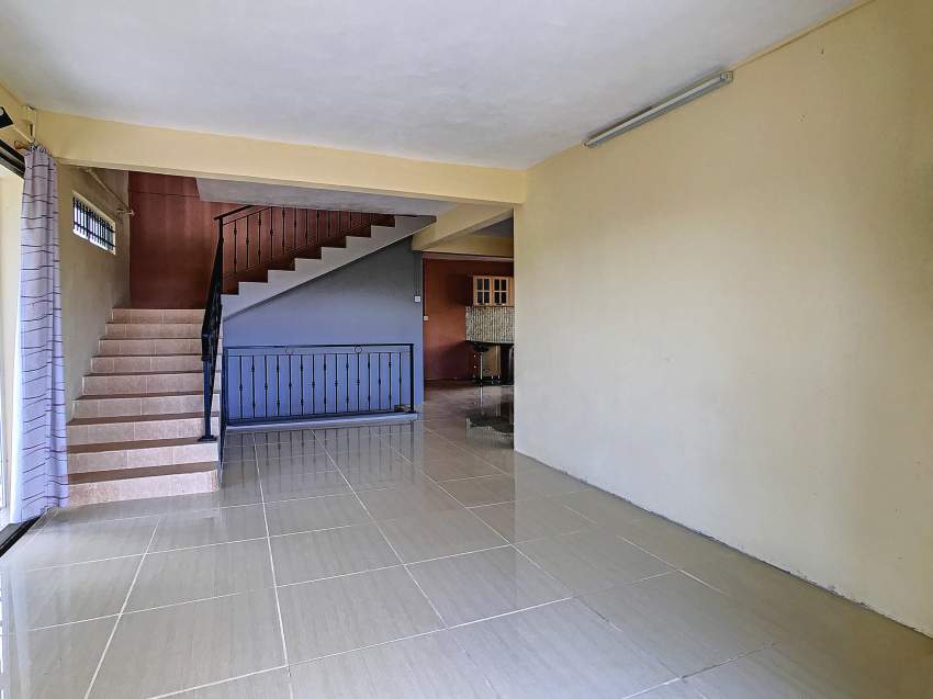 (Ref. MA7-711) Grande maison individuelle avec un beau jardin arboré - 6 - House  on Aster Vender