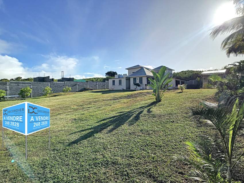 (Ref. MA7-715) Grande maison moderne avec piscine et un grand jardin - 9 - House  on Aster Vender