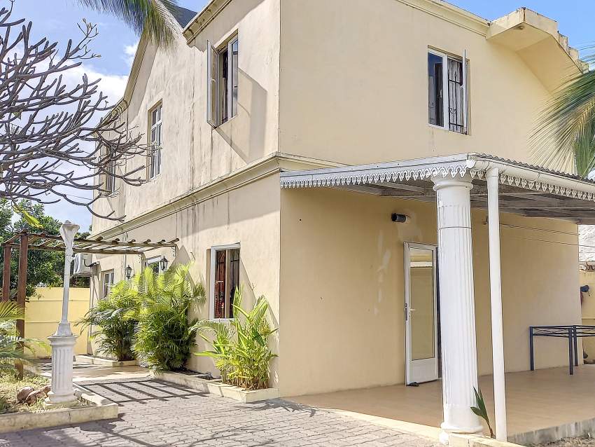 (Ref. MA7-716) Jolie maison sur 2 niveaux proche de toutes commodités - 0 - House  on Aster Vender