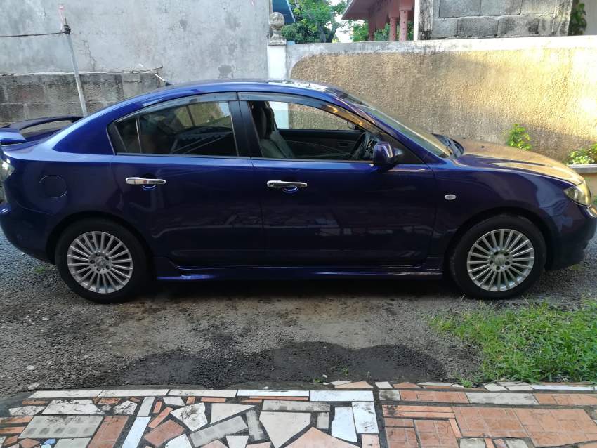 Mazda 3 - 3 - Compact cars  on Aster Vender