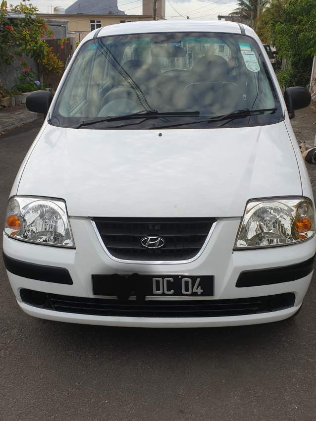 FOR SALE HYUNDAI ATOS YR 04 - 0 - Compact cars  on Aster Vender
