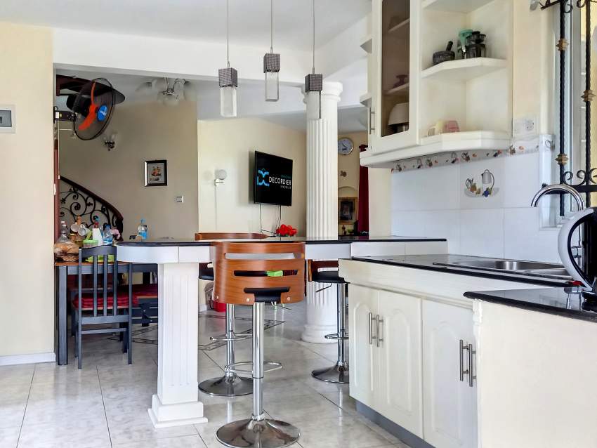 (Ref. MA7-718) Duplex mitoyens idéal pour un investissement - 6 - House  on Aster Vender