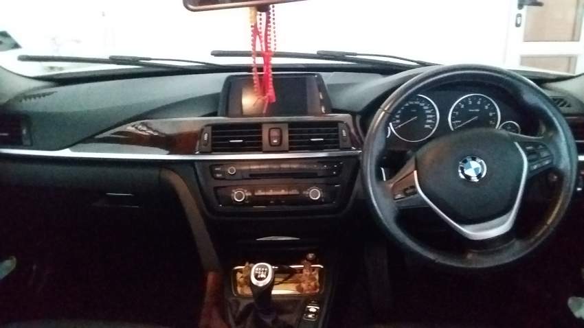 BMW 316i F30 - 3 - Luxury Cars  on Aster Vender