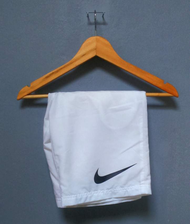DRI-FIT SPORT SHORTS - NIKE - SIZE L - 2 - Shorts (Men)  on Aster Vender
