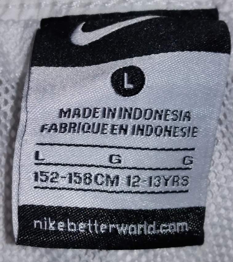 DRI-FIT SPORT SHORTS - NIKE - SIZE L - 3 - Shorts (Men)  on Aster Vender