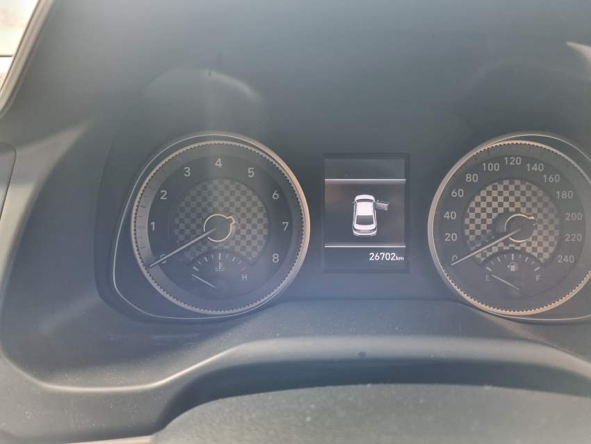 Hyundai Elantra - 1 - Family Cars  on Aster Vender