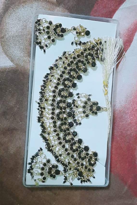 Necklace  - 0 - Necklaces  on Aster Vender