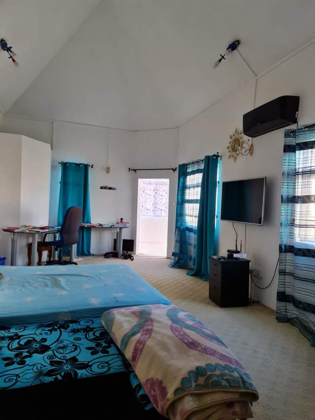 House  - 7 - House  on Aster Vender