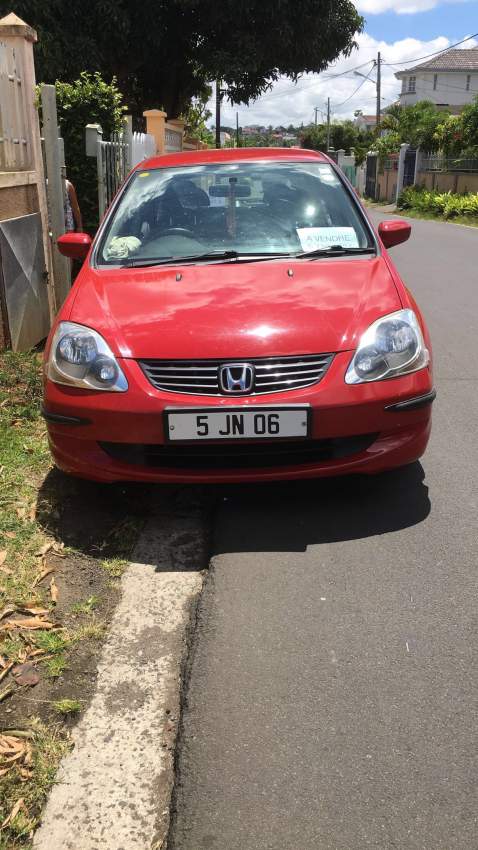 Honda Civic Hatchback - 2 - Family Cars  on Aster Vender