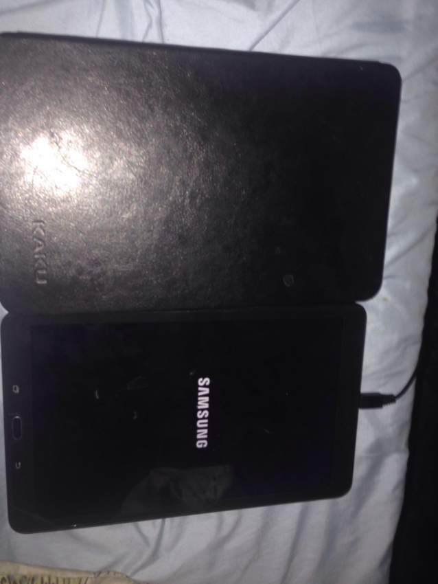 Galaxy tab E  - 1 - Samsung Phones  on Aster Vender