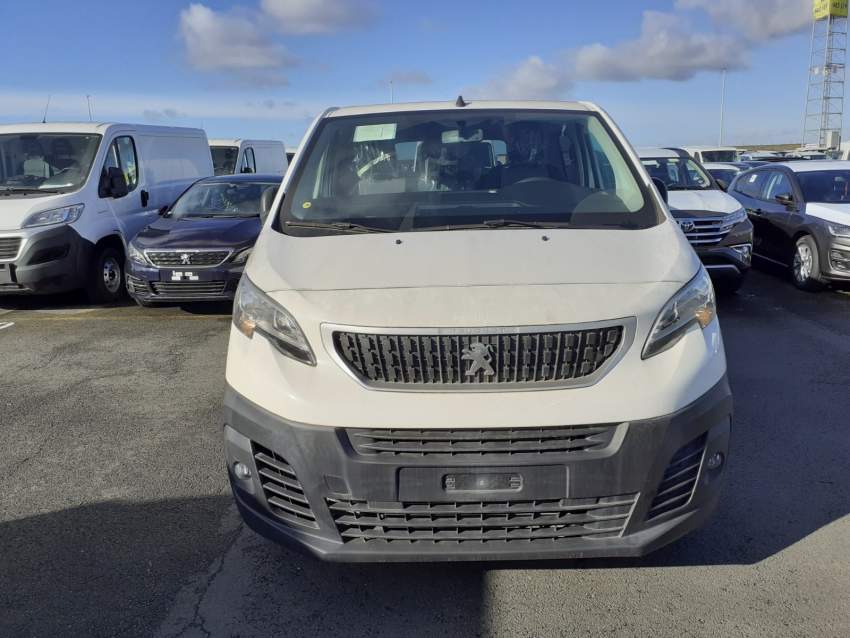 2019 Peugeot Expert used bus - 0 - Coaches (luxury bus)  on Aster Vender