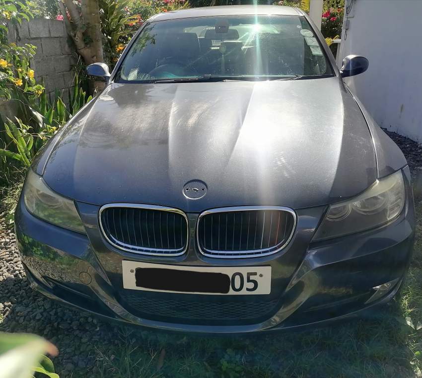 Bmw 320i E90 Year 2005 - 6 - Luxury Cars  on Aster Vender