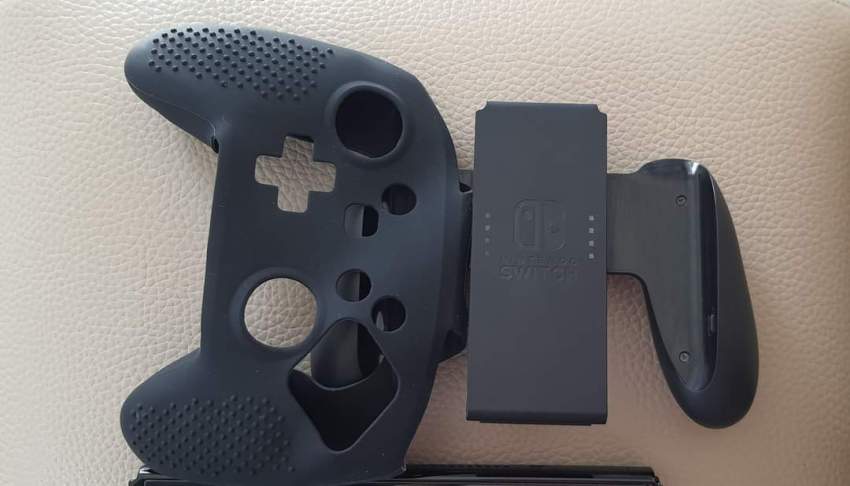 Nintendo Switch Oled 10/10 - 4 - Nintendo Switch  on Aster Vender