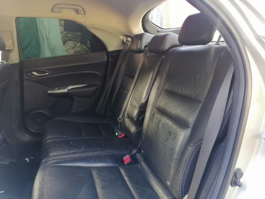 Honda Civic FK2 2008 - 3 - Sport Cars  on Aster Vender