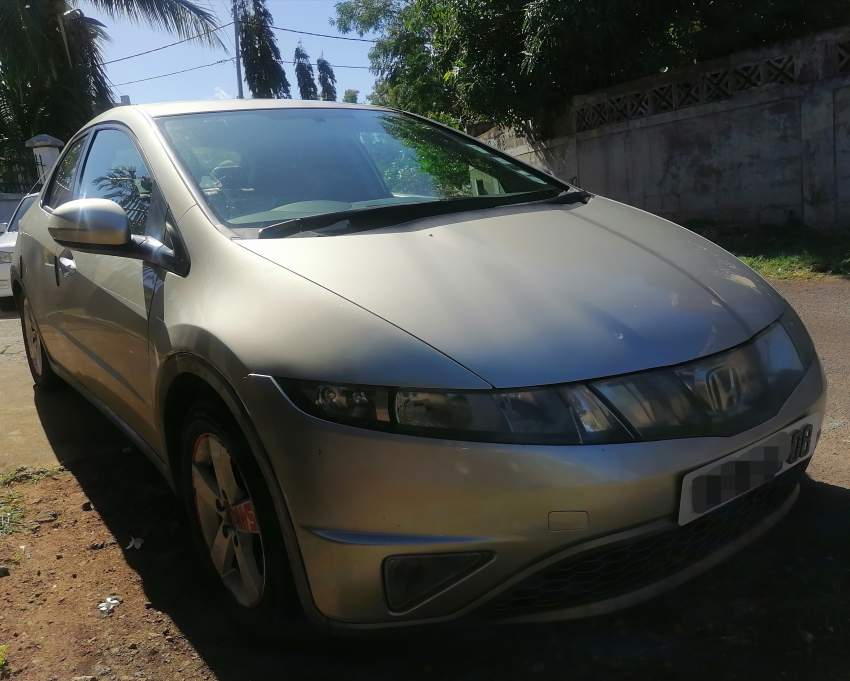 Honda Civic FK2 2008 - 6 - Sport Cars  on Aster Vender