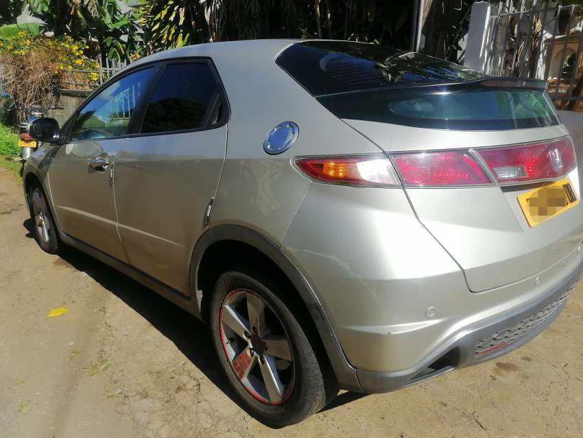 Honda Civic FK2 2008 - 4 - Sport Cars  on Aster Vender