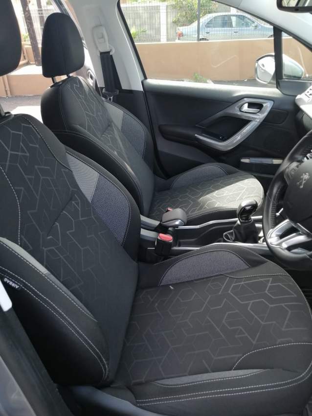 Peugeot 2008 - 5 - SUV Cars  on Aster Vender