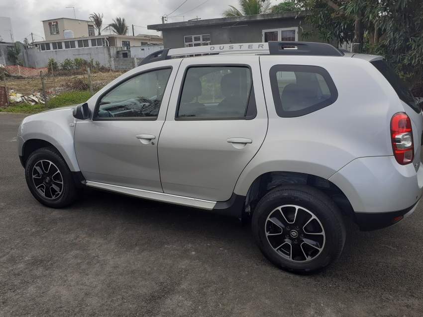 Renault Duster for sale - 3 - SUV Cars  on Aster Vender