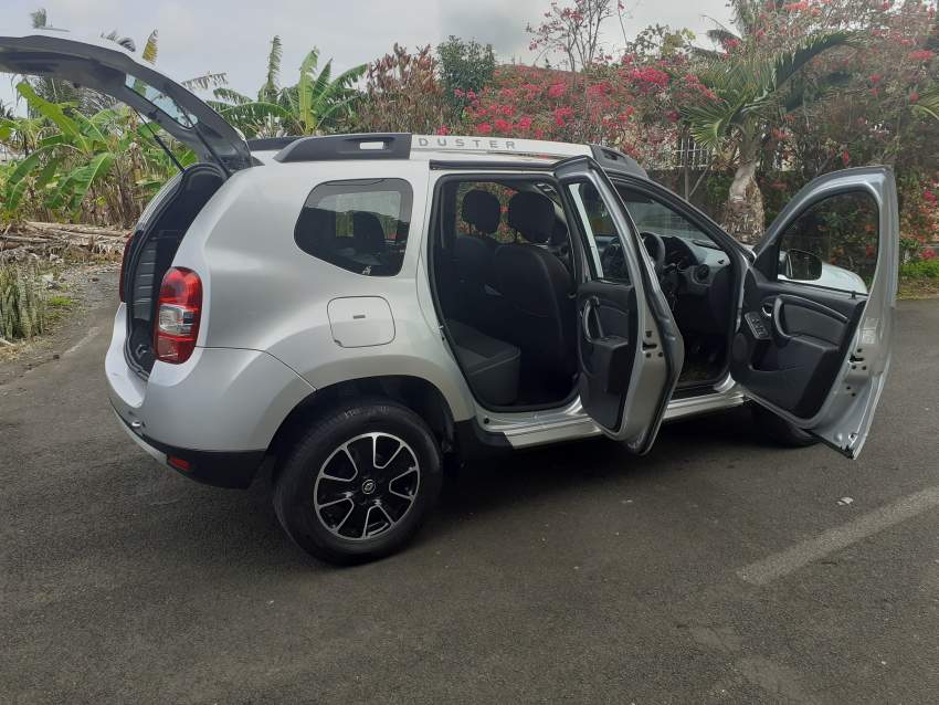 Renault Duster for sale - 8 - SUV Cars  on Aster Vender