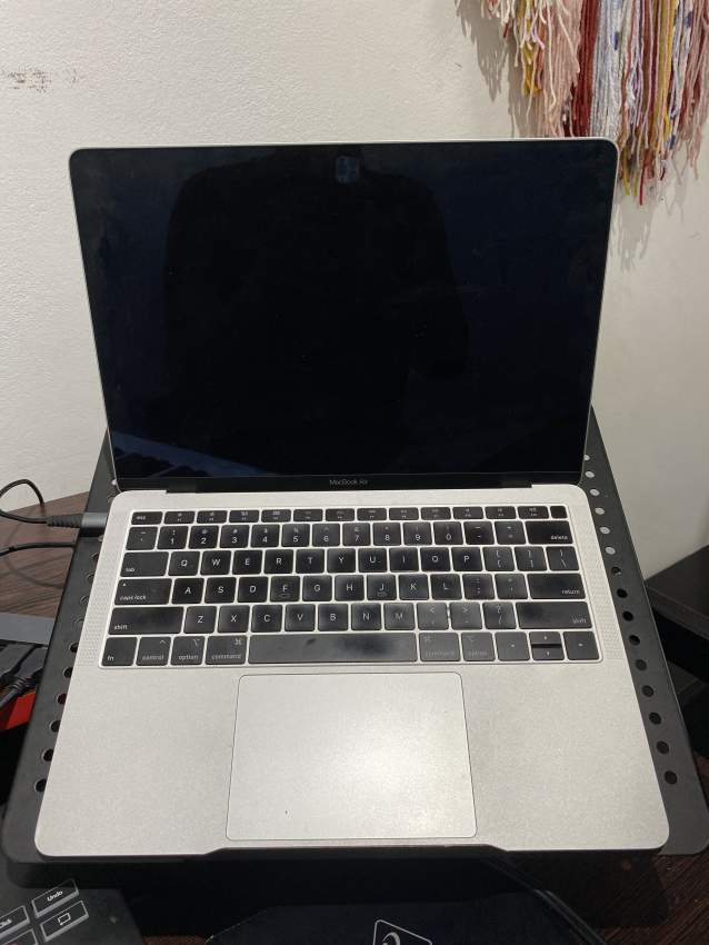 MacBook Air 2018 - 0 - Others  on Aster Vender