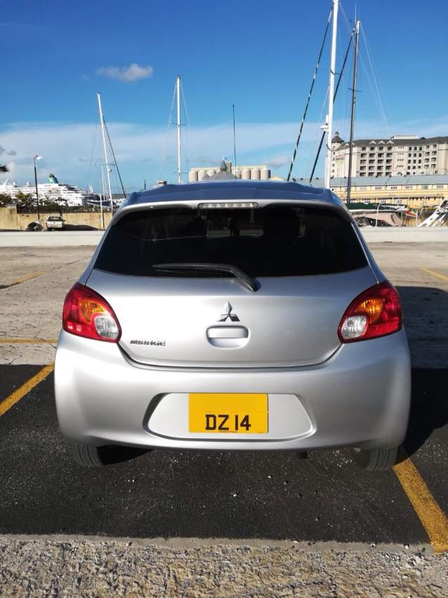 Mitsubishi Mirage Yr 2014 - 4 - Compact cars  on Aster Vender