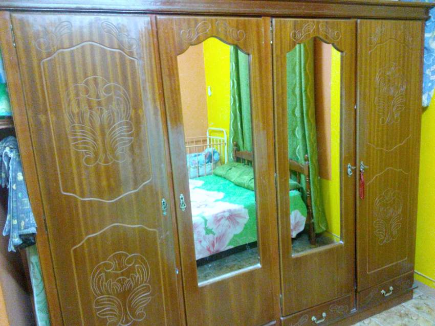 Armoire 4 bat + lit double - 1 - Bedroom Furnitures  on Aster Vender