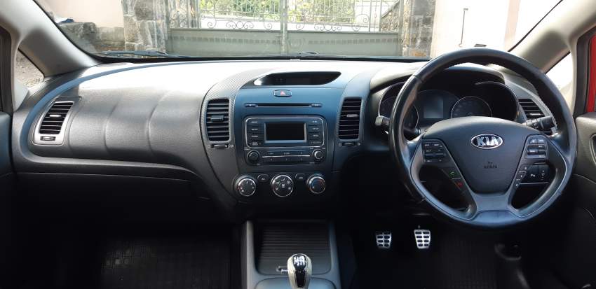 KIA Cerato - 2 - Family Cars  on Aster Vender