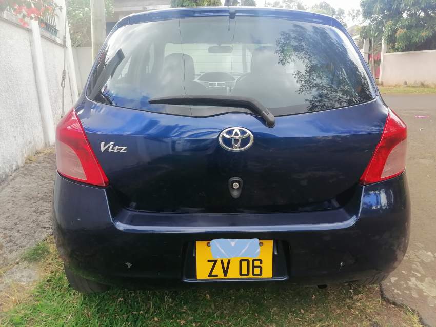 Toyota Vitz 2006 - Compact cars at AsterVender