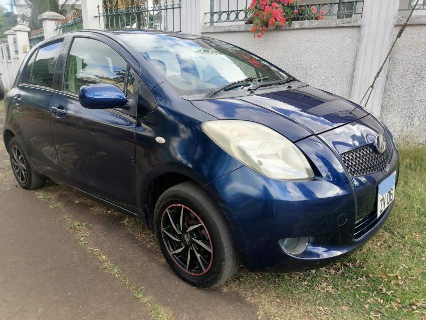 Toyota Vitz 2006 - Compact cars at AsterVender