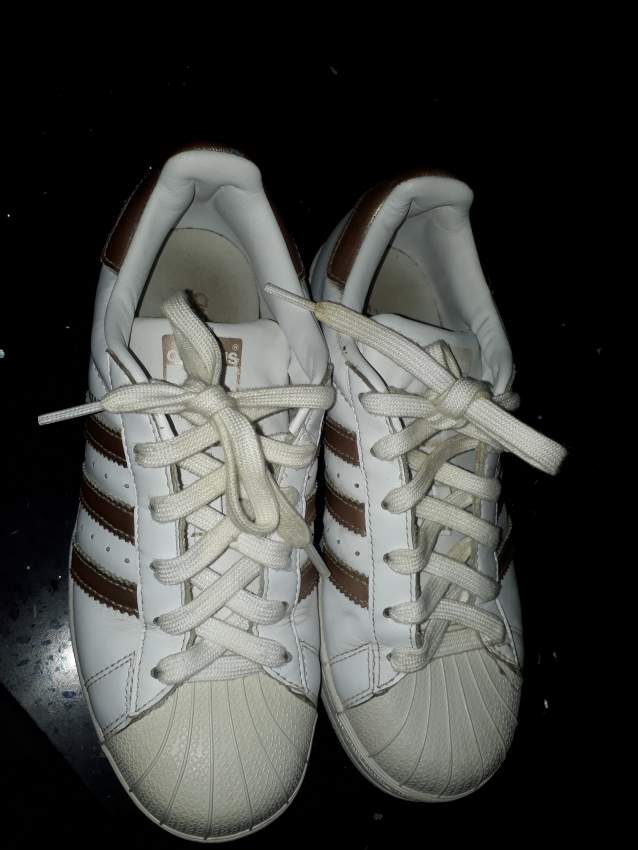 adidas superstar - 0 - Sneakers  on Aster Vender