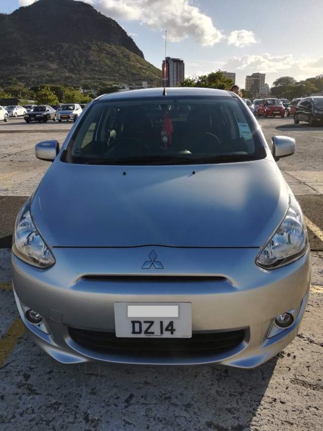 Mitsubishi Mirage Yr 2014 - 0 - Compact cars  on Aster Vender