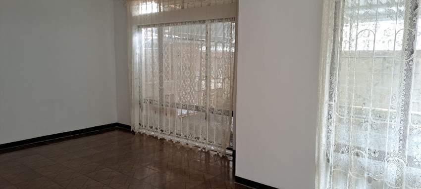 House – Rental – Curepipe – Rue Lees - 7 - House  on Aster Vender