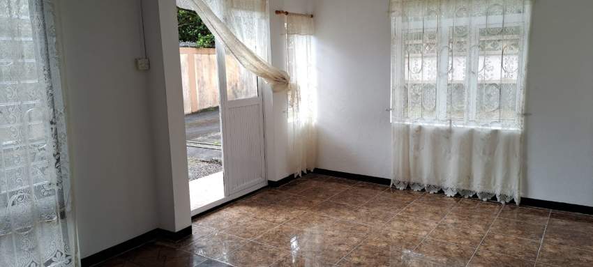 House – Rental – Curepipe – Rue Lees - 9 - House  on Aster Vender