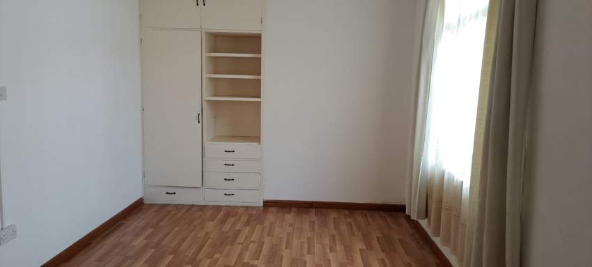 House – Rental – Curepipe – Rue Lees - 3 - House  on Aster Vender