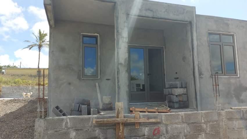 HOUSE STILL IN CONSTRUCTION FOR SALE – MIDLANDS - 3 - House  on Aster Vender