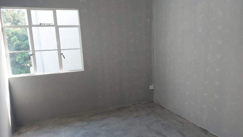 First Floor of a House for RENT – Vacoas  - 4 - Room in House  on Aster Vender