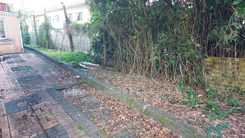 House for SALE - Curepipe - 3 - House  on Aster Vender