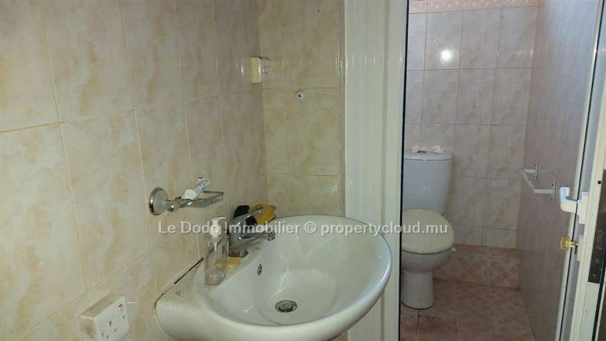 House for SALE - Curepipe - 7 - House  on Aster Vender