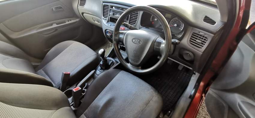 kia picanto - 2 - Family Cars  on Aster Vender