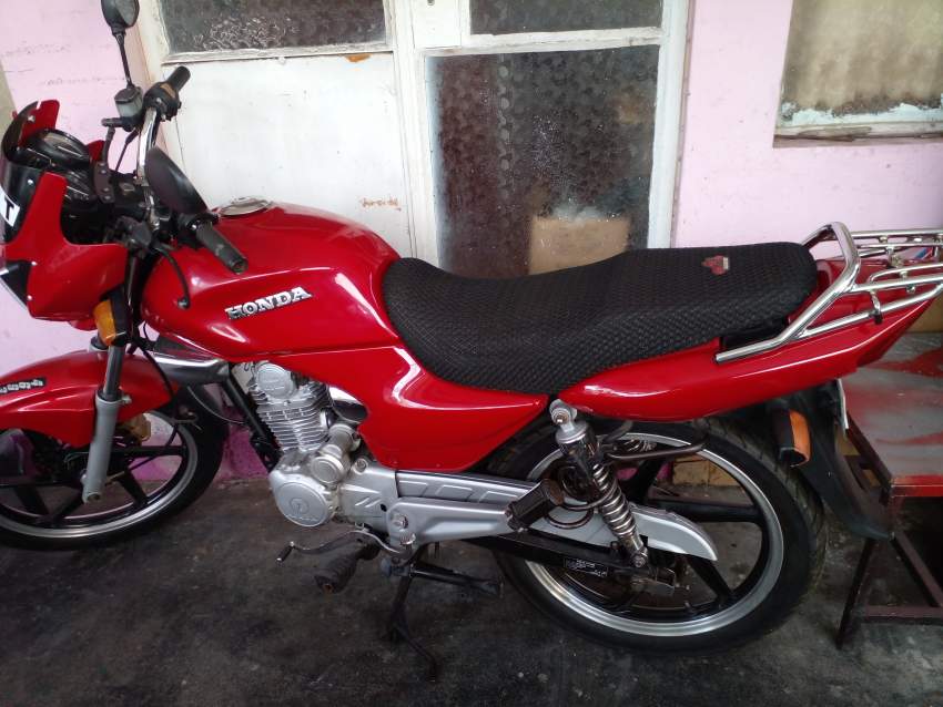 Motor cycle for sale - 1 - Roadsters  on Aster Vender