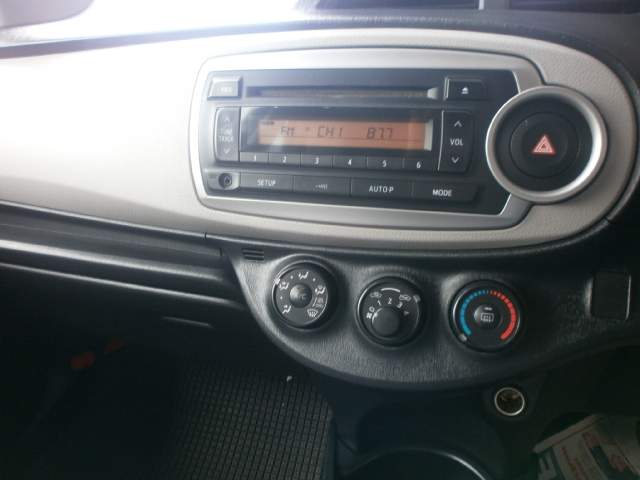 Toyota vitz - 5 - Family Cars  on Aster Vender