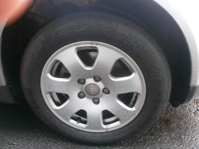 AUDI A 4 - 2 - Family Cars  on Aster Vender