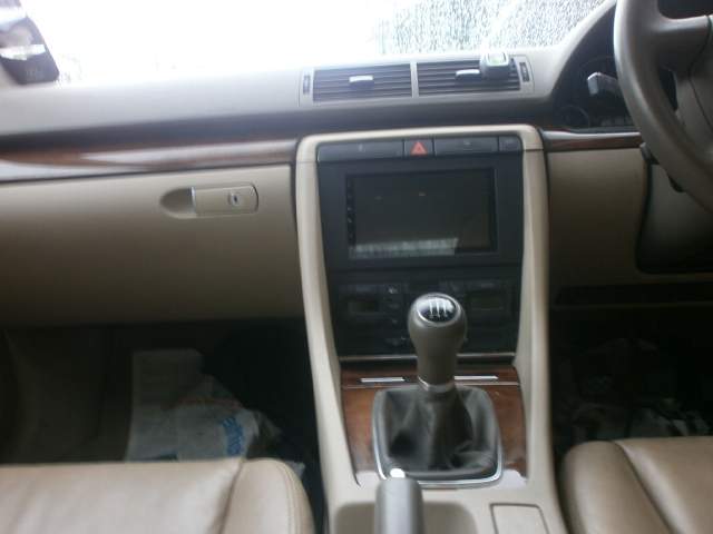 AUDI A 4 - 6 - Family Cars  on Aster Vender