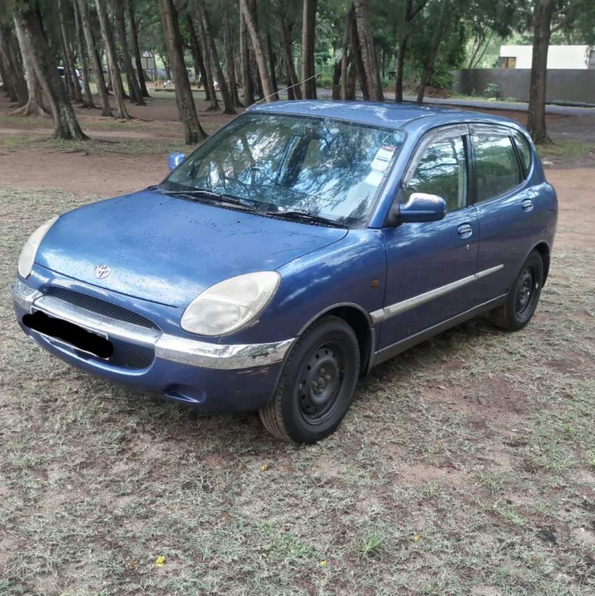 Vente de Voiture - 1 - Compact cars  on Aster Vender