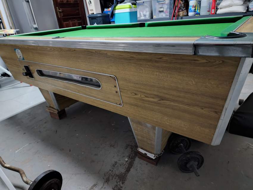 Second Hand Poll Table for sale - Billiards on Aster Vender
