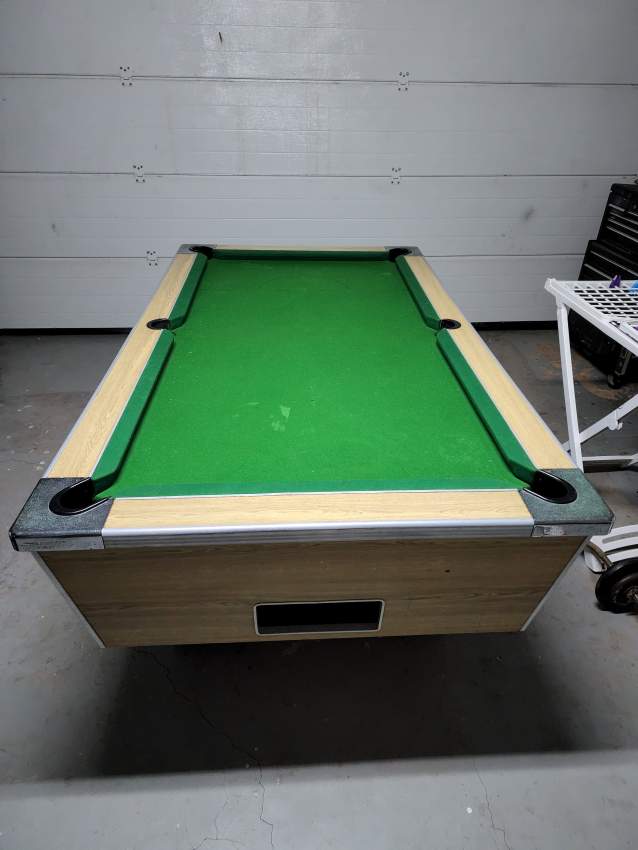Second Hand Poll Table for sale - 2 - Billiards  on Aster Vender